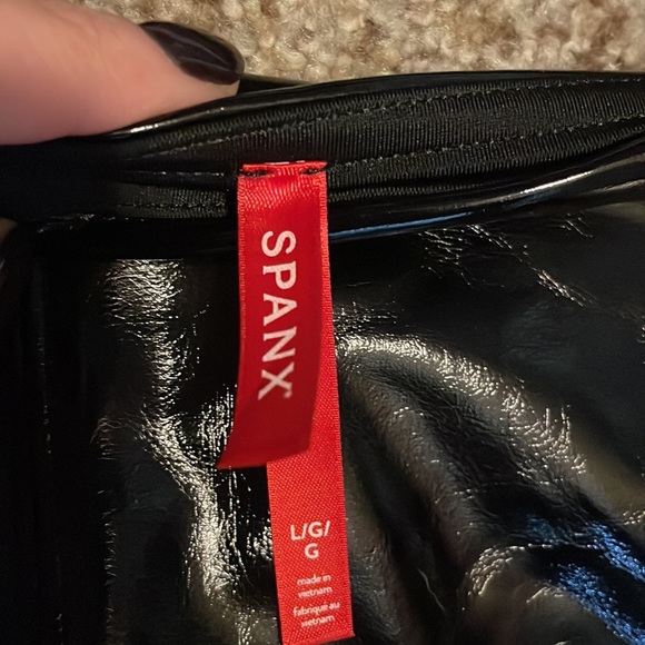 EUC Spanx Patent Leather Leggings - Picture 2 of 4